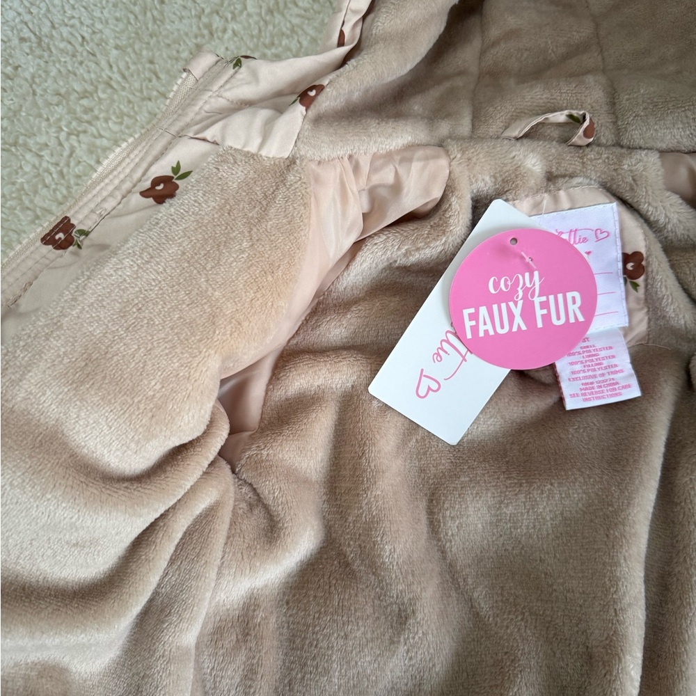 Winter jacket ( 3T) - Picture 6 of 6